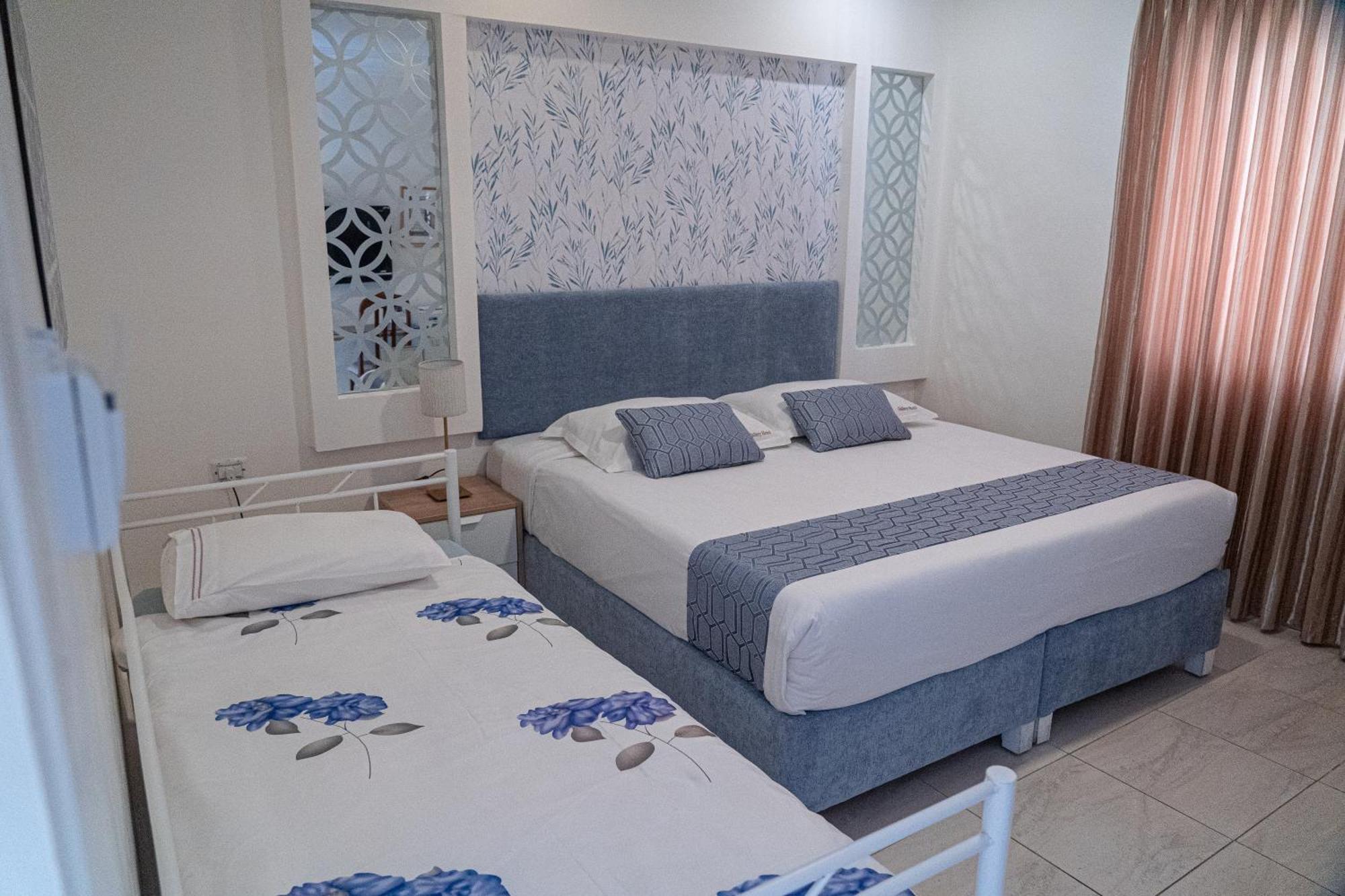 Gallery Hotel Амман Екстер'єр фото